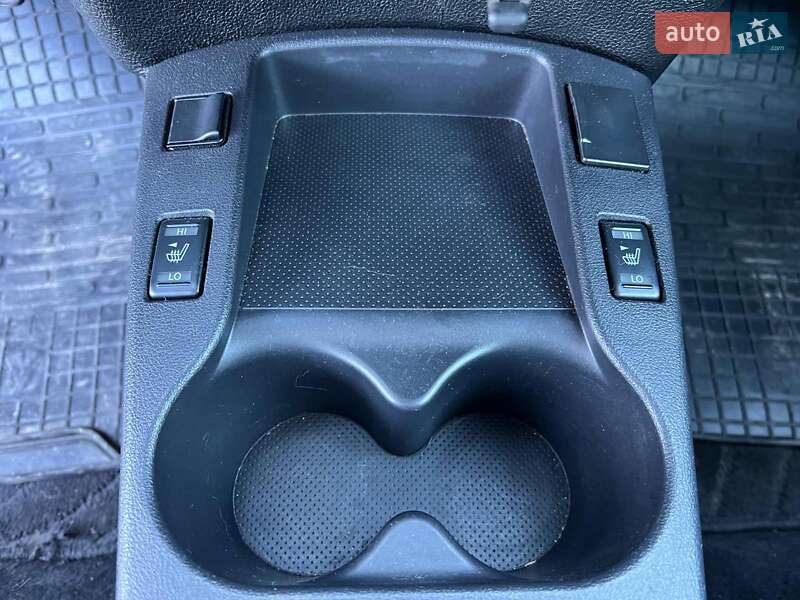 Хэтчбек Nissan Leaf 2014 в Львове