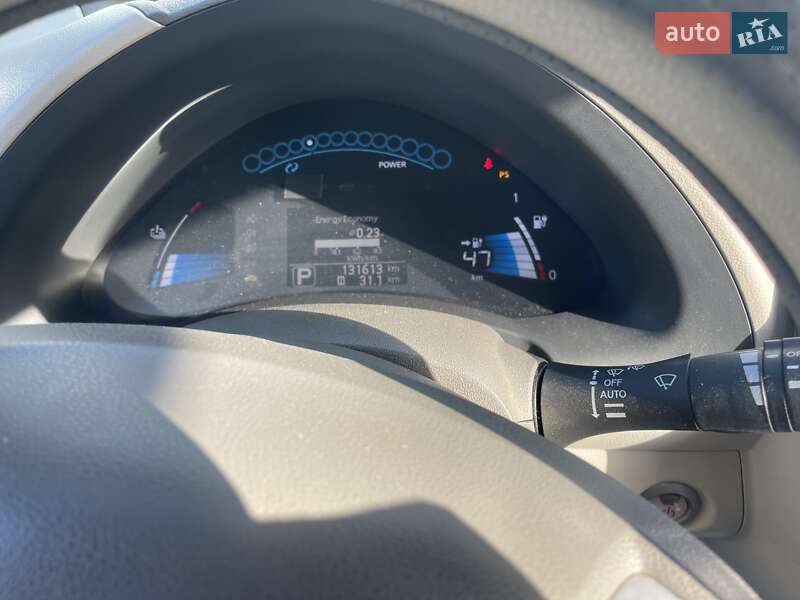 Хэтчбек Nissan Leaf 2012 в Луцке
