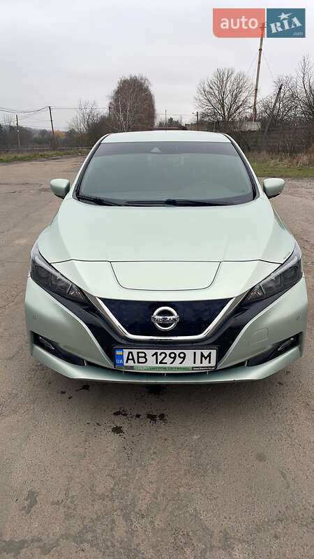 Хэтчбек Nissan Leaf 2018 в Немирове фото Хэтчбек Nissan Leaf 2018 в Немирове