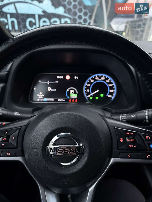 Хэтчбек Nissan Leaf 2018 в Ивано-Франковске