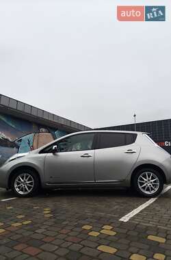 Хетчбек Nissan Leaf 2013 в Луцьку