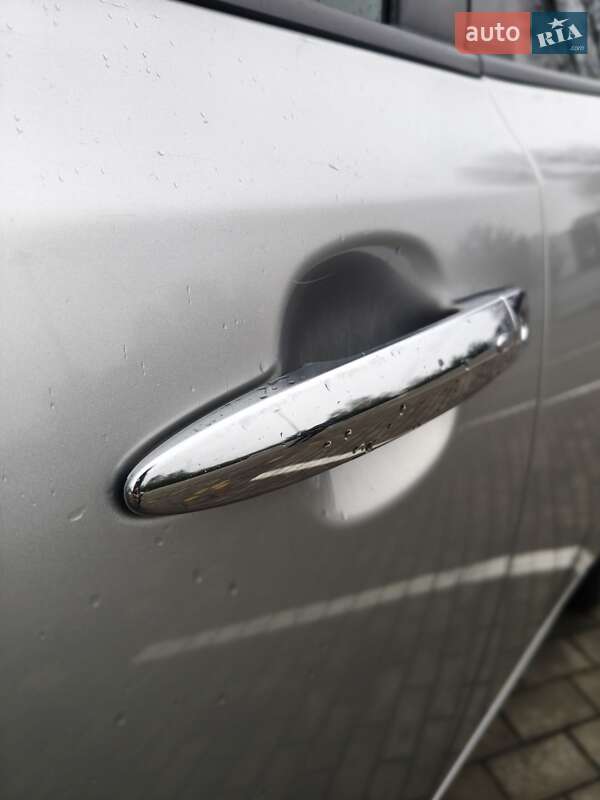 Хэтчбек Nissan Leaf 2013 в Луцке