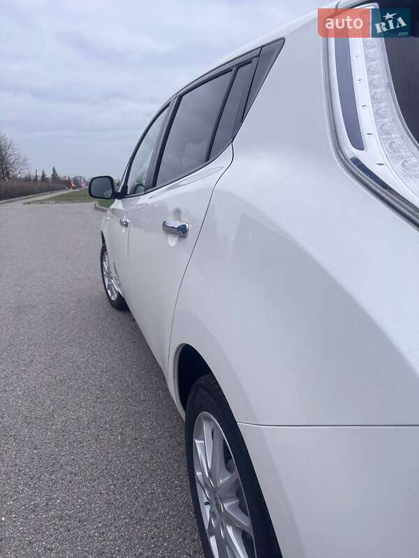 Хэтчбек Nissan Leaf 2017 в Харькове фото 8 Хэтчбек Nissan Leaf 2017 в Харькове
