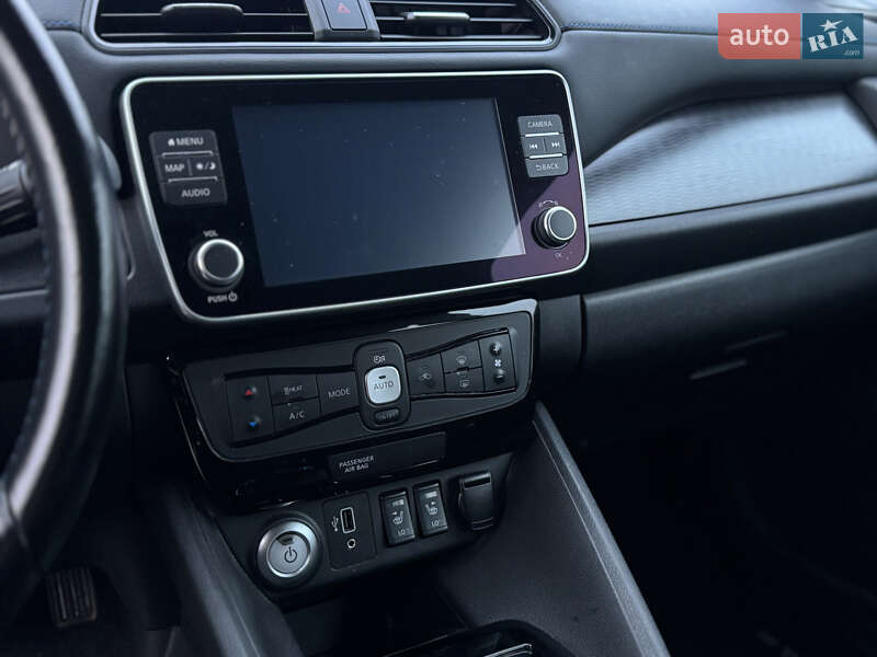 Хэтчбек Nissan Leaf 2020 в Луцке
