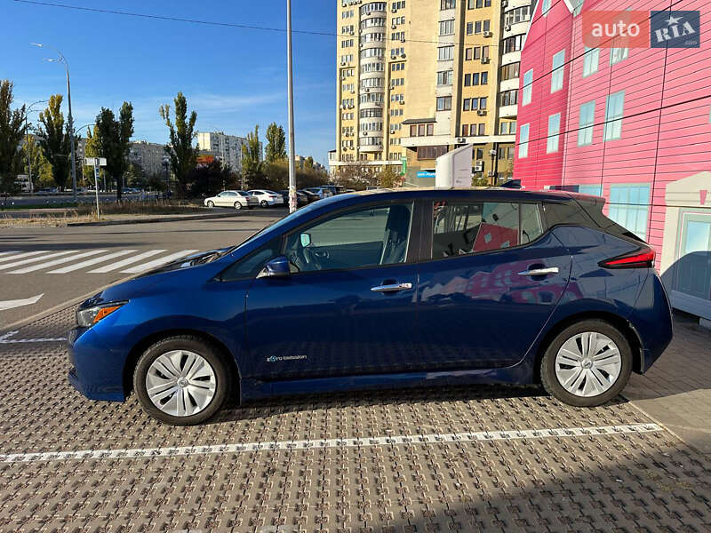 Хетчбек Nissan Leaf 2018 в Києві