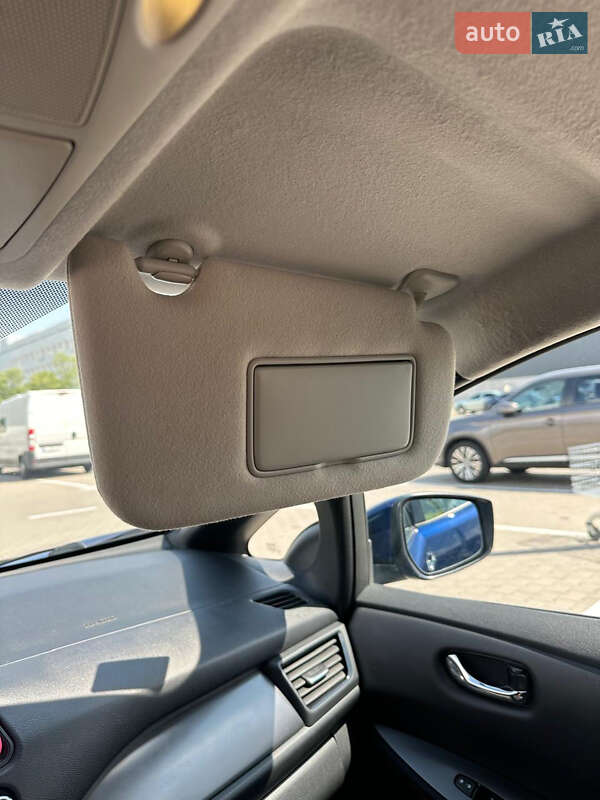 Хетчбек Nissan Leaf 2018 в Києві