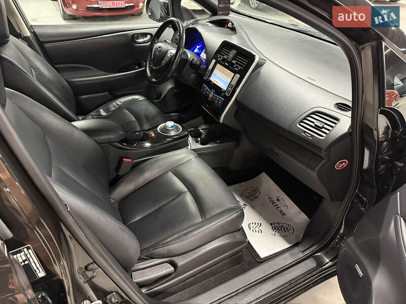 Хэтчбек Nissan Leaf 2017 в Владимире