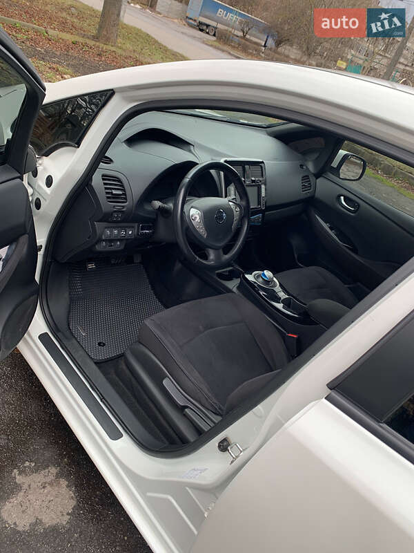 Хэтчбек Nissan Leaf 2017 в Виннице фото 7 Хэтчбек Nissan Leaf 2017 в Виннице