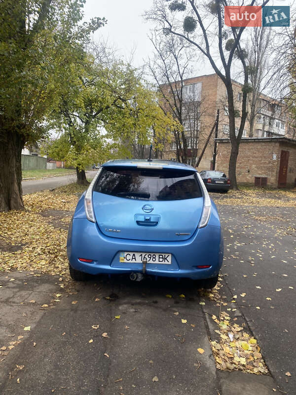 Хетчбек Nissan Leaf 2012 в Черкасах