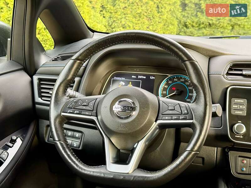 Хэтчбек Nissan Leaf 2021 в Самборе