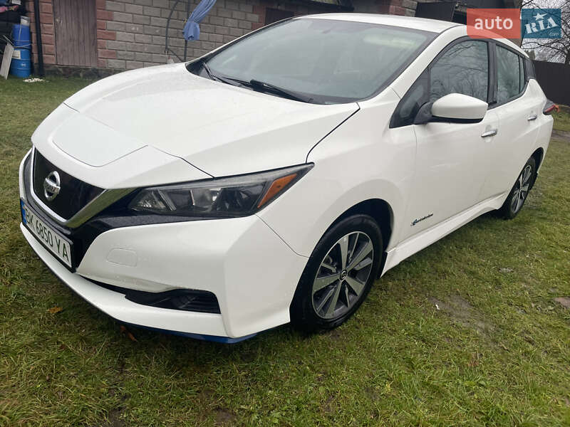 Хэтчбек Nissan Leaf 2019 в Чабеле фото 2 Хэтчбек Nissan Leaf 2019 в Чабеле