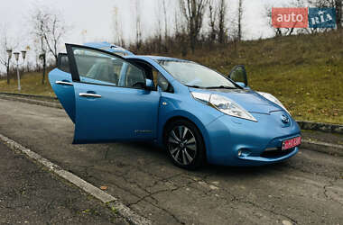 Хэтчбек Nissan Leaf 2014 в Ровно