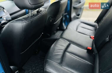 Хэтчбек Nissan Leaf 2014 в Ровно