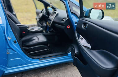 Хэтчбек Nissan Leaf 2014 в Ровно