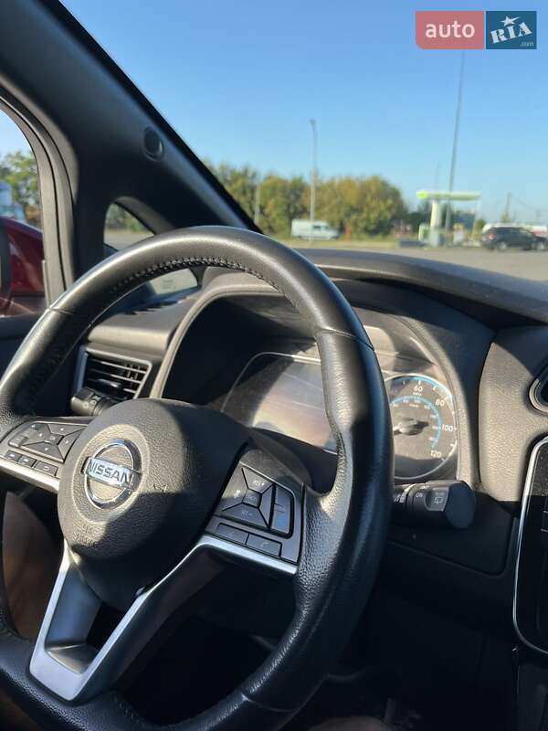 Хэтчбек Nissan Leaf 2019 в Золотоноше