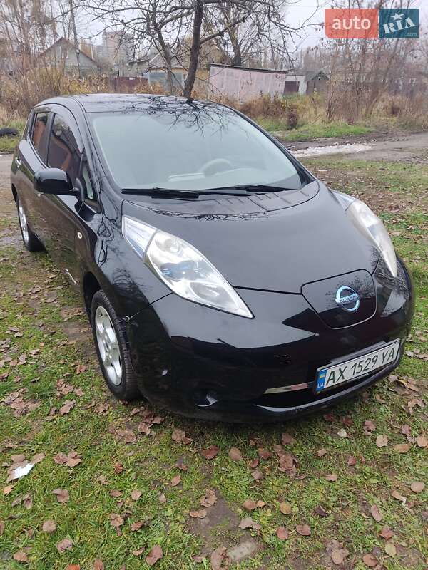 Хэтчбек Nissan Leaf 2011 в Харькове