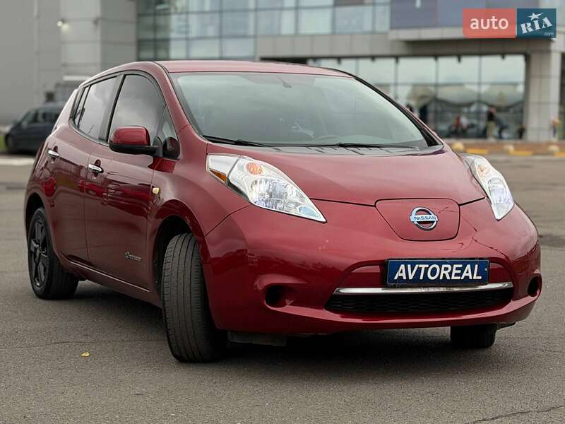 Хэтчбек Nissan Leaf 2016 в Кривом Роге
