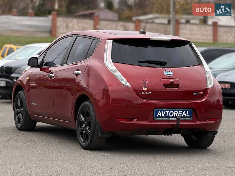 Хэтчбек Nissan Leaf 2016 в Кривом Роге