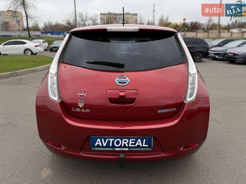 Хэтчбек Nissan Leaf 2016 в Кривом Роге
