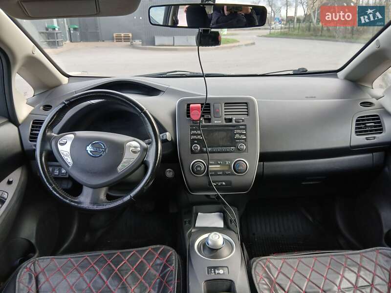 Хетчбек Nissan Leaf 2015 в Житомирі фото 22 Хетчбек Nissan Leaf 2015 в Житомирі