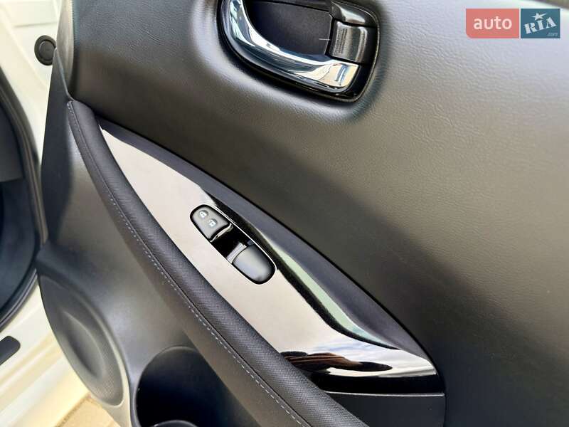 Хэтчбек Nissan Leaf 2021 в Бердичеве