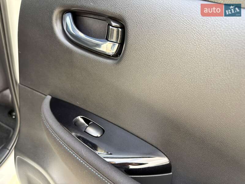 Хэтчбек Nissan Leaf 2021 в Бердичеве