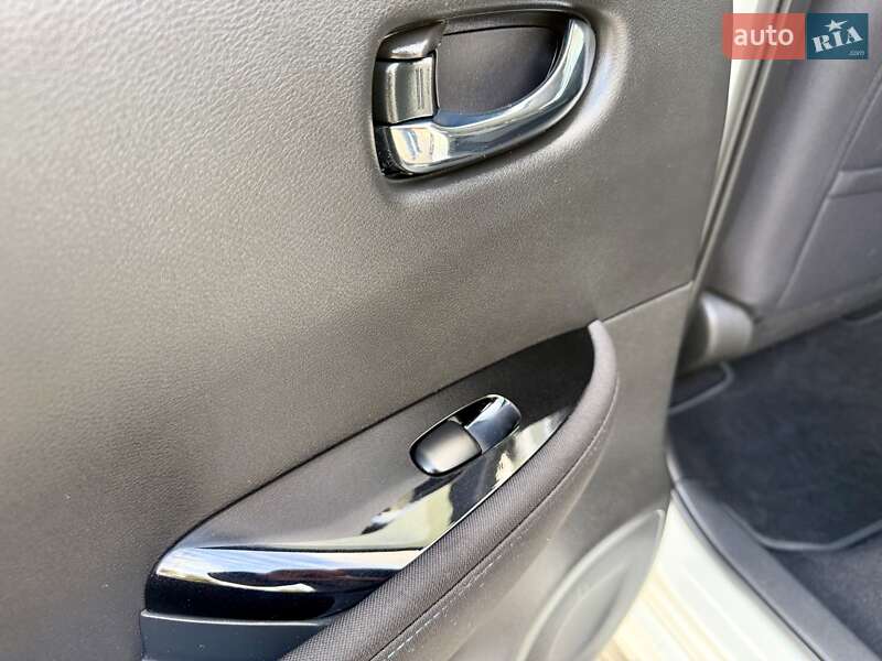 Хэтчбек Nissan Leaf 2021 в Бердичеве