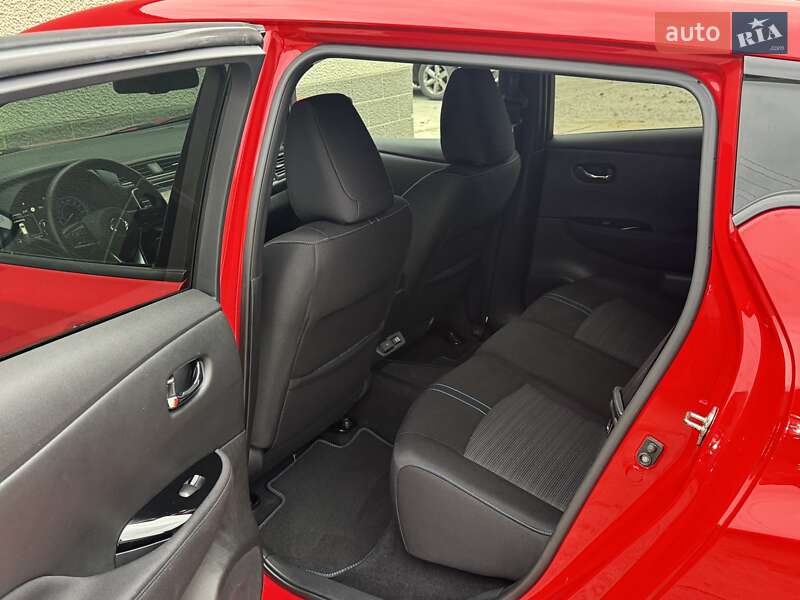 Хэтчбек Nissan Leaf 2020 в Днепре фото 13 Хэтчбек Nissan Leaf 2020 в Днепре
