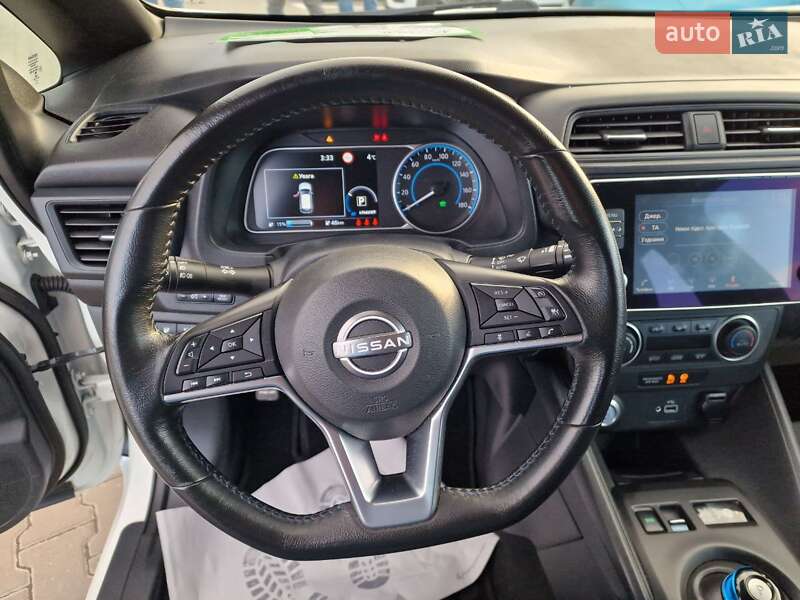 Хэтчбек Nissan Leaf 2022 в Виннице