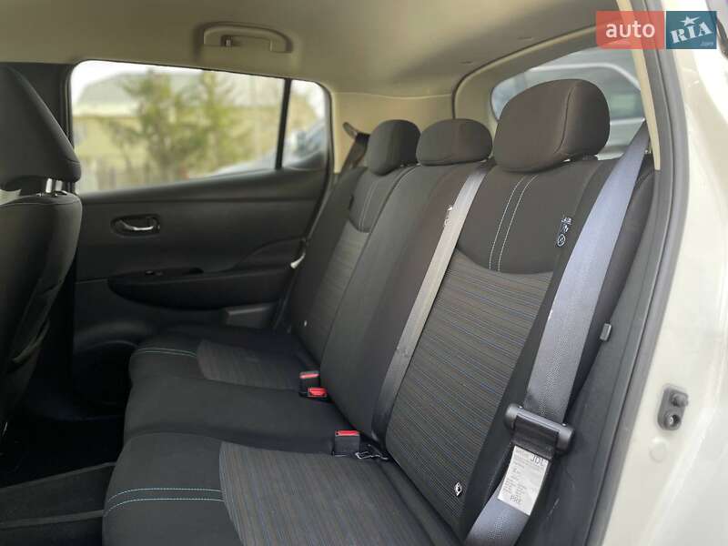 Хетчбек Nissan Leaf 2018 в Івано-Франківську