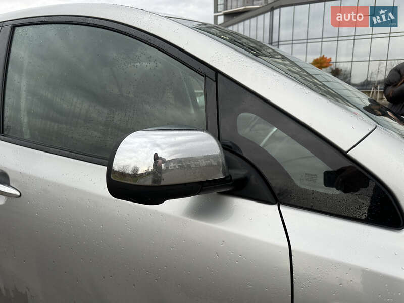 Хэтчбек Nissan Leaf 2014 в Ровно фото 14 Хэтчбек Nissan Leaf 2014 в Ровно