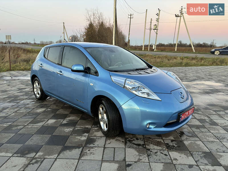 Хэтчбек Nissan Leaf 2011 в Черкассах фото 4 Хэтчбек Nissan Leaf 2011 в Черкассах