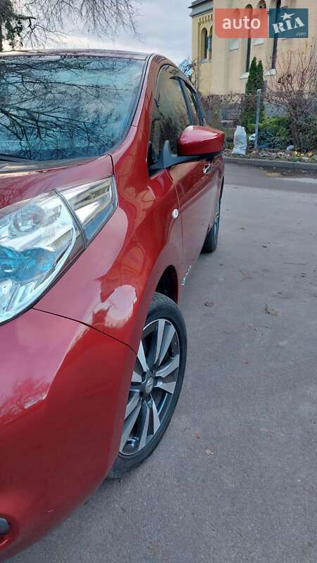 Хэтчбек Nissan Leaf 2016 в Фастове