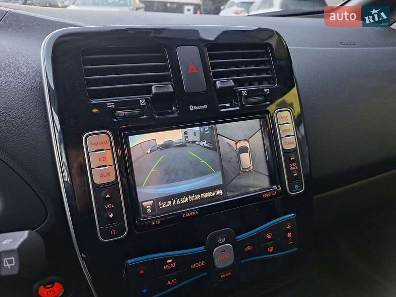 Хэтчбек Nissan Leaf 2014 в Городке фото 19 Хэтчбек Nissan Leaf 2014 в Городке