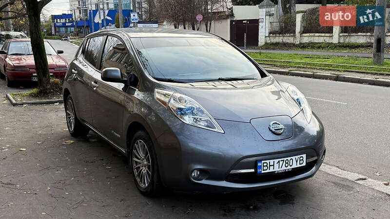 Nissan Leaf 2014