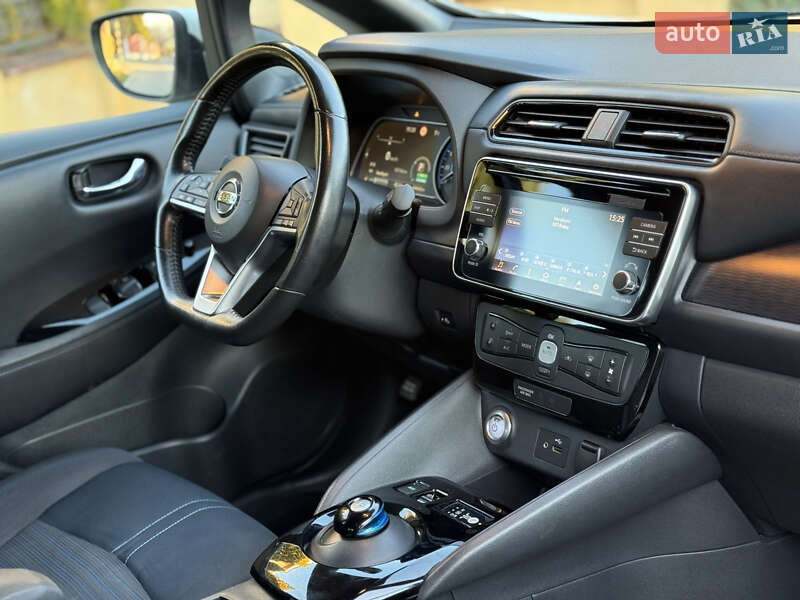 Хэтчбек Nissan Leaf 2018 в Ужгороде фото 40 Хэтчбек Nissan Leaf 2018 в Ужгороде