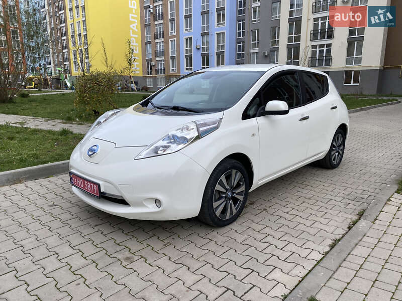 Nissan Leaf 2014