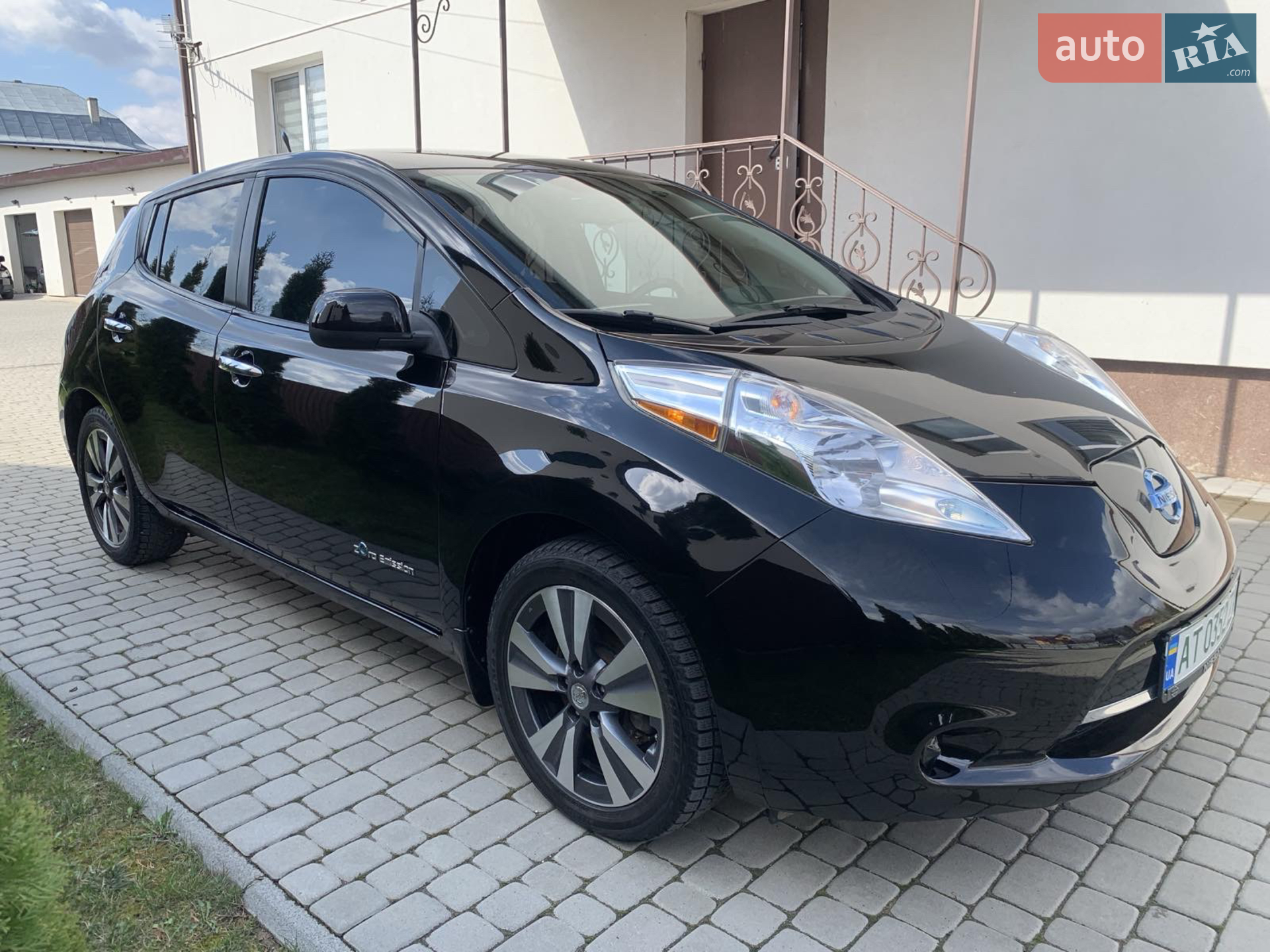 2015 Nissan Leaf - мініатюра 8