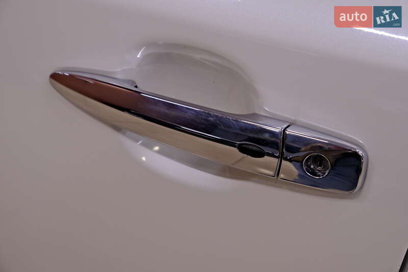 Хэтчбек Nissan Leaf 2017 в Одессе