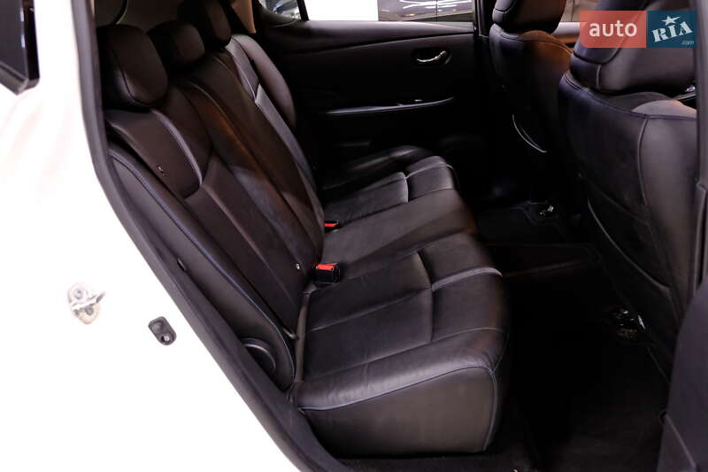 Хэтчбек Nissan Leaf 2017 в Одессе