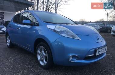 Хетчбек Nissan Leaf 2013 в Івано-Франківську