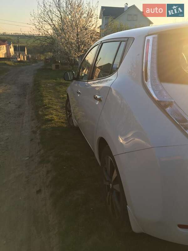 Хэтчбек Nissan Leaf 2016 в Хмельницком фото 6 Хэтчбек Nissan Leaf 2016 в Хмельницком