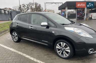 Хэтчбек Nissan Leaf 2013 в Киеве