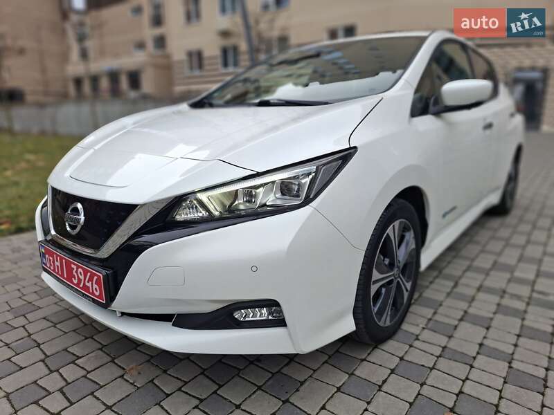 Хэтчбек Nissan Leaf 2020 в Черновцах