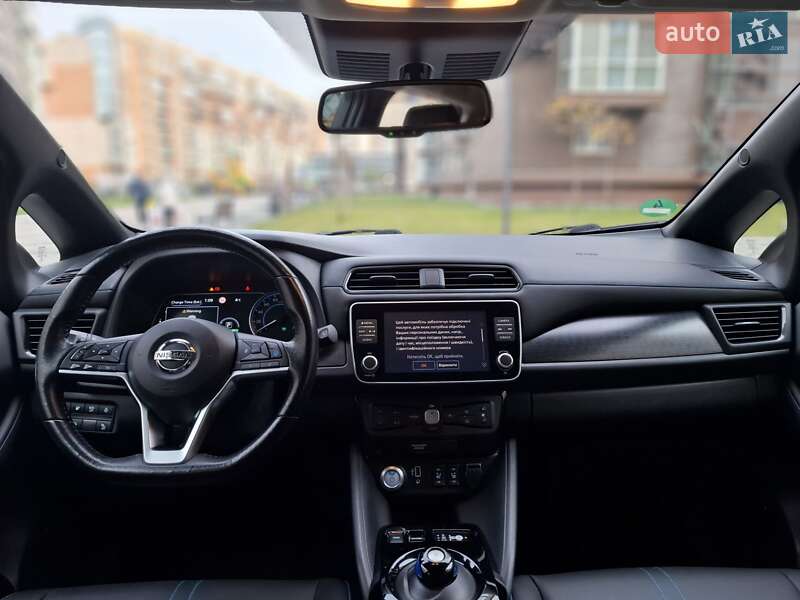Хэтчбек Nissan Leaf 2020 в Черновцах