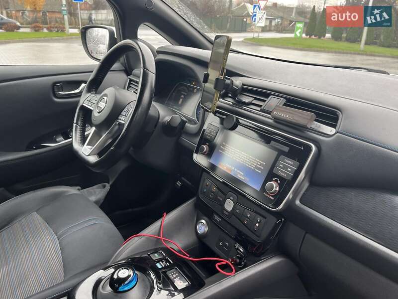Хэтчбек Nissan Leaf 2019 в Виннице