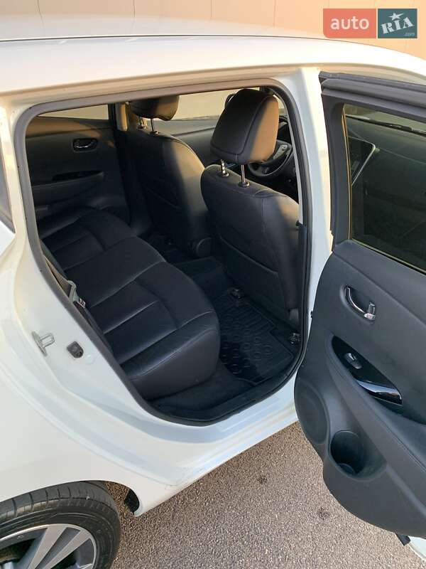 Хэтчбек Nissan Leaf 2014 в Виннице