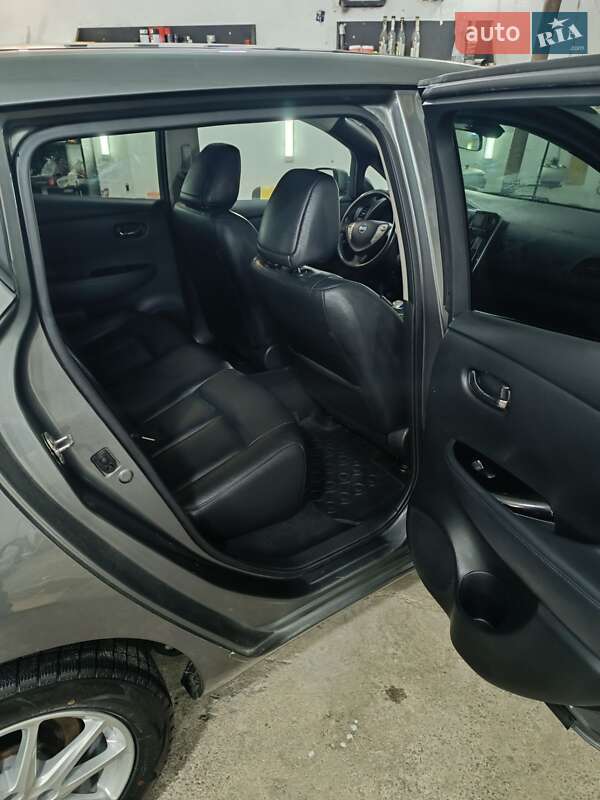 Хэтчбек Nissan Leaf 2015 в Ровно фото 31 Хэтчбек Nissan Leaf 2015 в Ровно