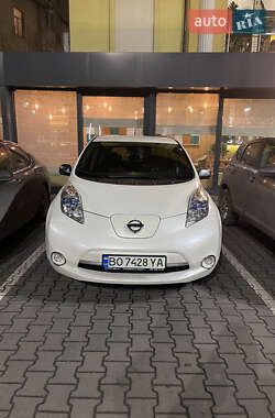 Хэтчбек Nissan Leaf 2015 в Тернополе