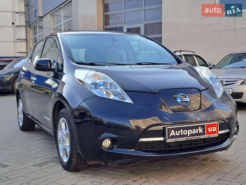 Хэтчбек Nissan Leaf 2011 в Одессе